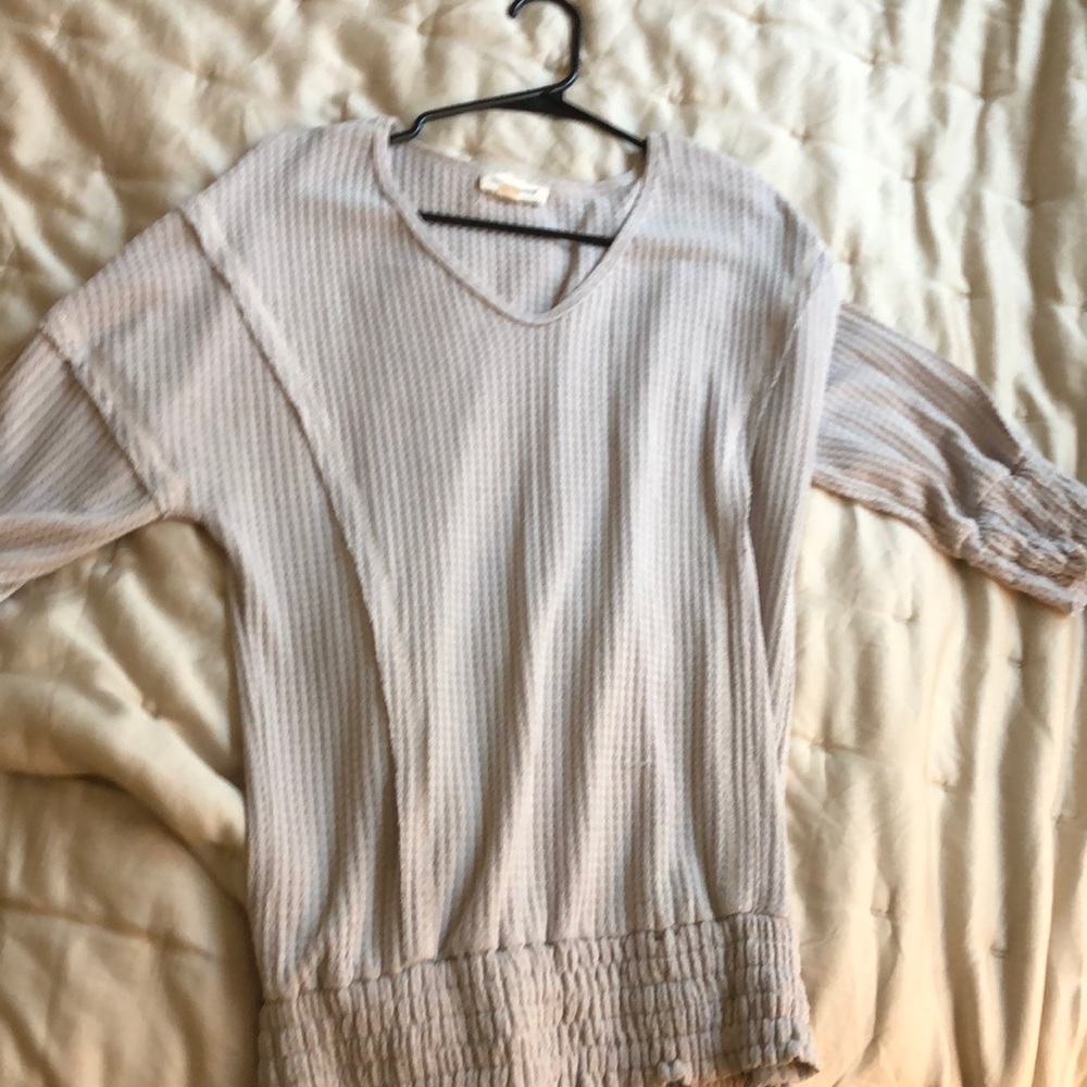 Elbow length waffle top